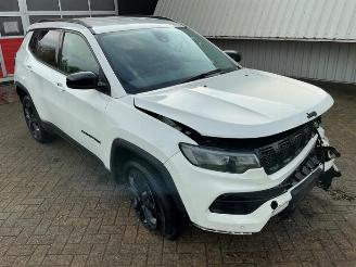 Uttjänta bilar auto Jeep Compass Compass II (MP), SUV, 2016 1.3 T4 150 16V 2022/6