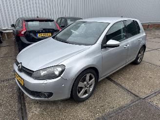 Vaurioauto  passenger cars Volkswagen Golf 1.4 TSI Highline 2010/8