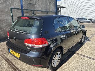 damaged passenger cars Volkswagen Golf 1.4 TSI TRENDLINE 2010/4