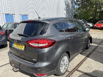 Schadeauto Ford C-Max 1.0 TITANIUM 2017/10