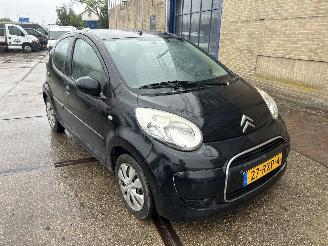 Vaurioauto  passenger cars Citroën C1 1.0 12V AMBIANCE AUTOMAAT 2011/8