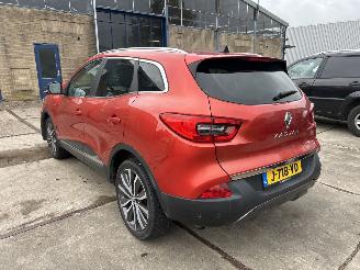 damaged passenger cars Renault Kadjar 1.2 TCE BOSE 2016/2
