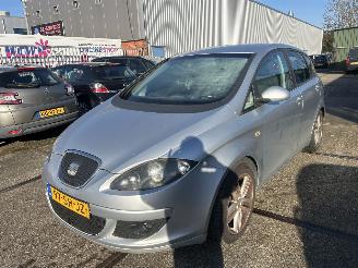 Coche accidentado Seat Altea 1.6 REFERENCE 2006/1