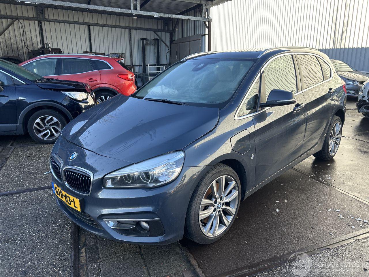 BMW 2-serie 225XE PERFORMANCE HIGH EXECUTIVE