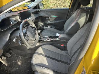 Peugeot 208 1.2 PURETECH ALLURE PACK picture 11