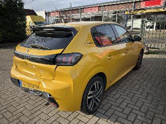 Peugeot 208 1.2 PURETECH ALLURE PACK picture 4