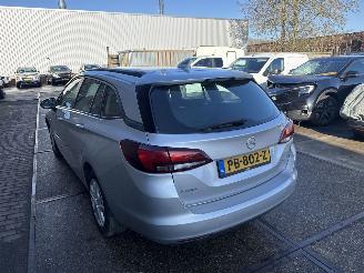 Schadeauto Opel Astra SPORTS TOURER 2017/6