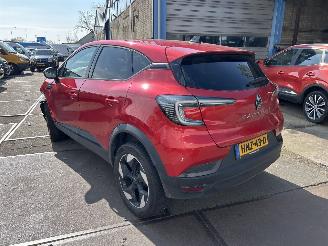 krockskadad bil auto Renault Captur 1.3 MILD HYBRID 140 TECHNO 2025/5