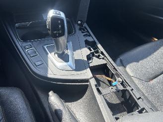 BMW 3-serie 320 I LUXURY EDITION picture 9