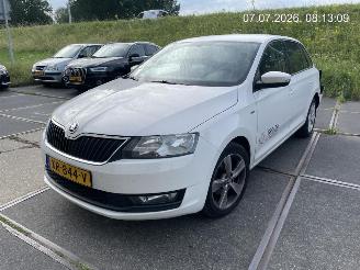 uszkodzony samochody osobowe Skoda Rapid 1.0 TSI 2019/3