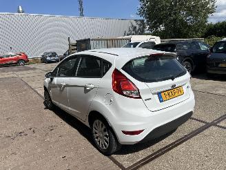 damaged passenger cars Ford Fiesta 1.0 STYLE 2013/8
