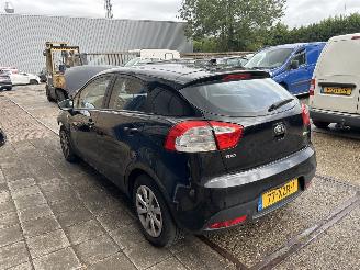 Avarii autoturisme Kia Rio 1.2 CVVT COMFORT PACK 2012/9