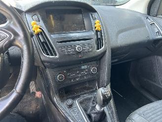 Ford Focus 1.5 TITANIUM picture 10
