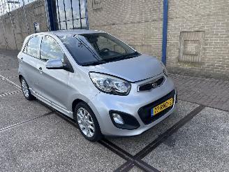 škoda osobní automobily Kia Picanto 1.0 CVVT COMFORT PACK 2011/7