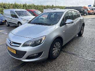 Opel Astra 1.4 TURBO BERLIN picture 4