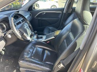 Volvo V-70 2.0 D3 SUMMUM picture 6