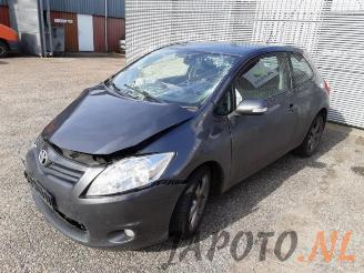 Salvage car Toyota Auris Auris (E15), Hatchback, 2006 / 2012 1.33 Dual VVT-I 16V 2011/9