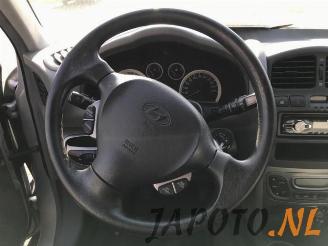Hyundai Santa Fe Santa Fe I, SUV, 2000 / 2006 2.0 16V 4x2 picture 11