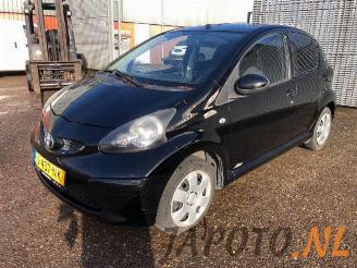 Toyota Aygo Aygo (B10), Hatchback, 2005 / 2014 1.0 12V VVT-i picture 1