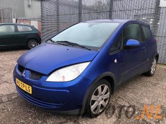 Coche siniestrado Mitsubishi Colt Colt (Z2/Z3), Hatchback, 2004 / 2012 1.5 16V 2006/12
