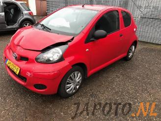 Vrakbiler auto Toyota Aygo Aygo (B10), Hatchback, 2005 / 2014 1.0 12V VVT-i 2009/6