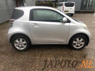 Toyota iQ iQ, Hatchback 3-drs, 2009 / 2015 1.0 12V VVT-i picture 6
