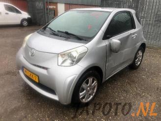 Uttjänta bilar auto Toyota iQ iQ, Hatchback 3-drs, 2009 / 2015 1.0 12V VVT-i 2010/6