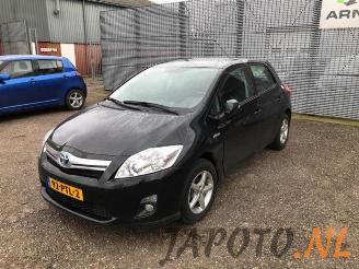 disassembly passenger cars Toyota Auris Auris (E15), Hatchback, 2006 / 2012 1.8 16V HSD Full Hybrid 2011/4