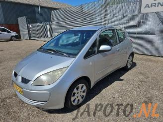 Vrakbiler auto Mitsubishi Colt Colt (Z2/Z3), Hatchback, 2004 / 2012 1.3 16V 2006/1