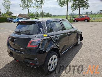 Suzuki Swift Swift (ZCE/ZDE), Hatchback 5-drs, 2023 1.2 VVT 12V Hybrid picture 5