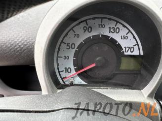 Toyota Aygo Aygo (B10), Hatchback, 2005 / 2014 1.0 12V VVT-i picture 11
