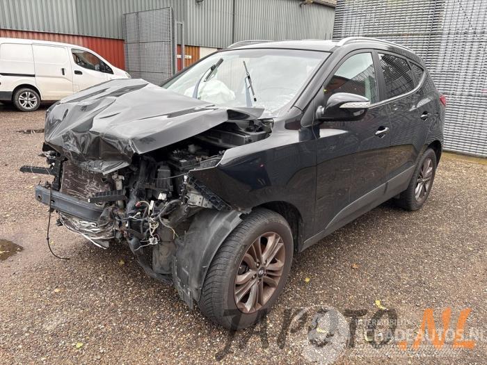 Hyundai Ix35 iX35 (LM), SUV, 2009 / 2015 1.6 GDI 16V