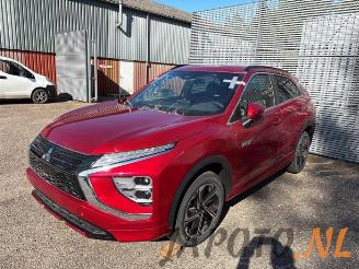 Vrakbiler auto Mitsubishi Eclipse Cross Eclipse Cross (GK/GL), SUV, 2017 2.4 16V PHEV 4x4 2023/4