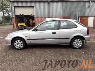 Honda Civic Civic (EJ/EK), Hatchback 3-drs, 1995 / 2001 1.4i 16V picture 2
