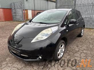 Vrakbiler auto Nissan Leaf Leaf (ZE0), Hatchback, 2010 / 2017 Leaf 2011/9