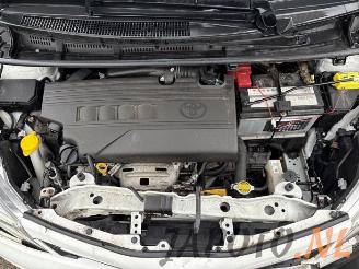 Toyota Yaris Yaris III (P13), Hatchback, 2010 / 2020 1.33 16V Dual VVT-I picture 16