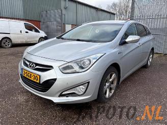 Vrakbiler auto Hyundai I-40 i40 CW (VFC), Combi, 2011 / 2019 1.6 GDI 16V 2013/9