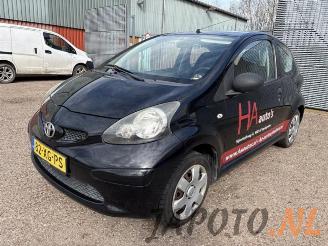 Coche siniestrado Toyota Aygo Aygo (B10), Hatchback, 2005 / 2014 1.0 12V VVT-i 2007/5