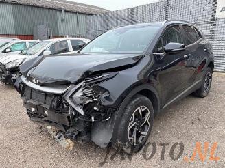Coche siniestrado Kia Sportage Sportage (NQ5E), Terreinwagen, 2021 1.6 T-GDI MEHV 48V 2023/7
