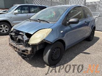 Uttjänta bilar auto Toyota Yaris Yaris II (P9), Hatchback, 2005 / 2014 1.0 12V VVT-i 2006/10