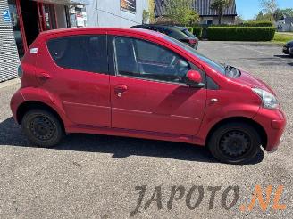 Toyota Aygo Aygo (B10), Hatchback, 2005 / 2014 1.0 12V VVT-i picture 6