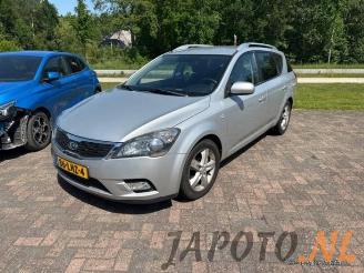 Autoverwertung Kia Cee d Cee'd Sporty Wagon (EDF), Combi, 2007 / 2012 1.4 16V 2010/5