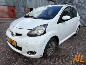 Schadeauto Toyota Aygo Aygo (B10), Hatchback, 2005 / 2014 1.0 12V VVT-i 2010/3