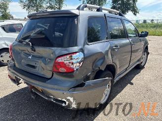 Mitsubishi Outlander Outlander (CU), SUV, 2001 / 2007 2.0 16V 4x2 picture 9