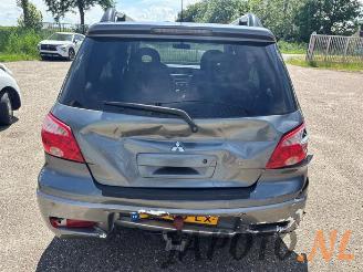 Mitsubishi Outlander Outlander (CU), SUV, 2001 / 2007 2.0 16V 4x2 picture 8