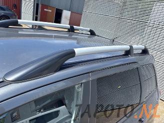 Mitsubishi Outlander Outlander (CU), SUV, 2001 / 2007 2.0 16V 4x2 picture 28