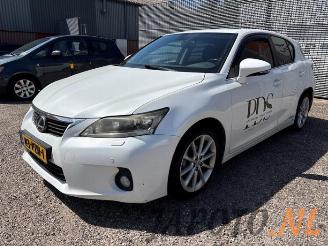 Autoverwertung Lexus Ct CT 200h, Hatchback, 2010 1.8 16V 2011/5