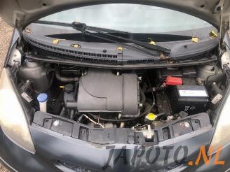 Toyota Aygo Aygo (B10), Hatchback, 2005 / 2014 1.0 12V VVT-i picture 9