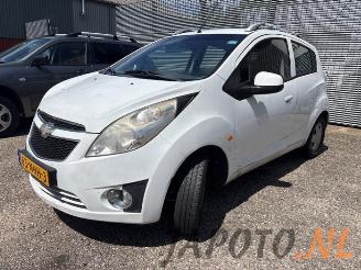Vrakbiler auto Chevrolet Spark Spark (M300), Hatchback, 2010 1.0 16V Bifuel 2010/9