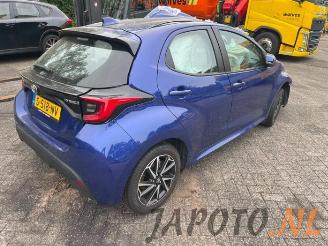 Vrakbiler auto Toyota Yaris Yaris IV (P21/PA1/PH1), Hatchback, 2020 1.5 12V Hybrid 115 2023/3